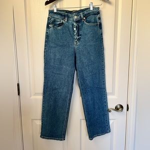 High rise straight cut medium wash jeans size 6